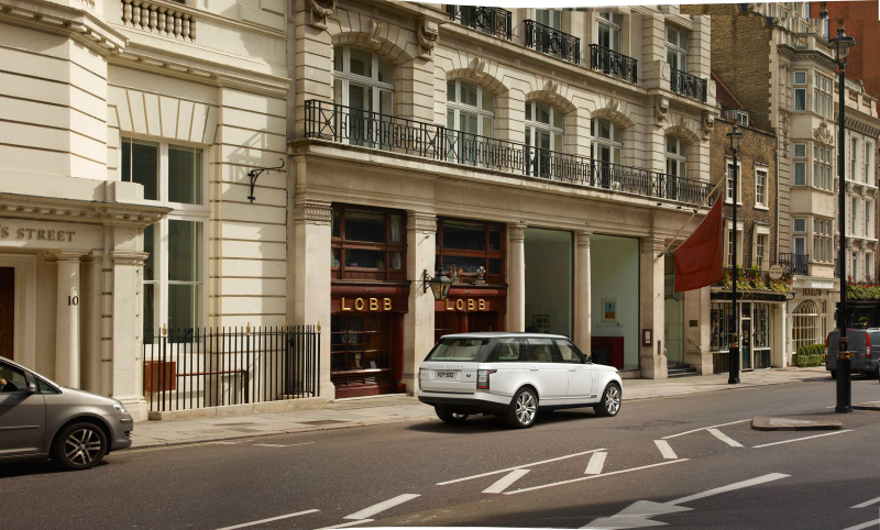 Illustration for article titled Land Rover Raises Exclusivity Of Range Rover With Introduction Of Long Wheelbase And Autobiography Black